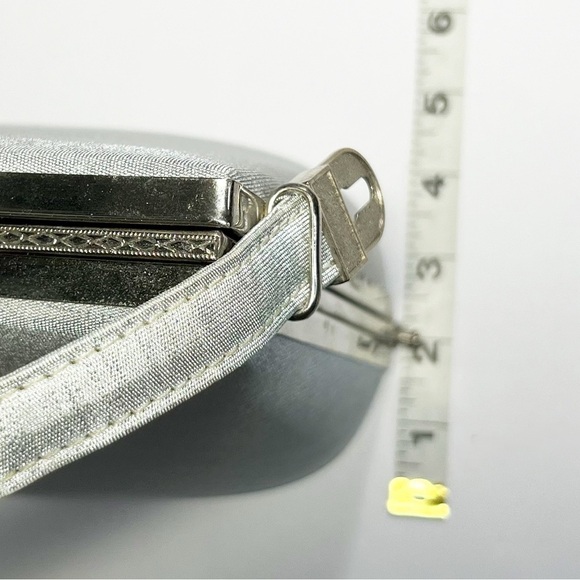 Vintage Metalic Silver Structured Divided Evening Bag W Adjustable Straps - Picture 14 of 14